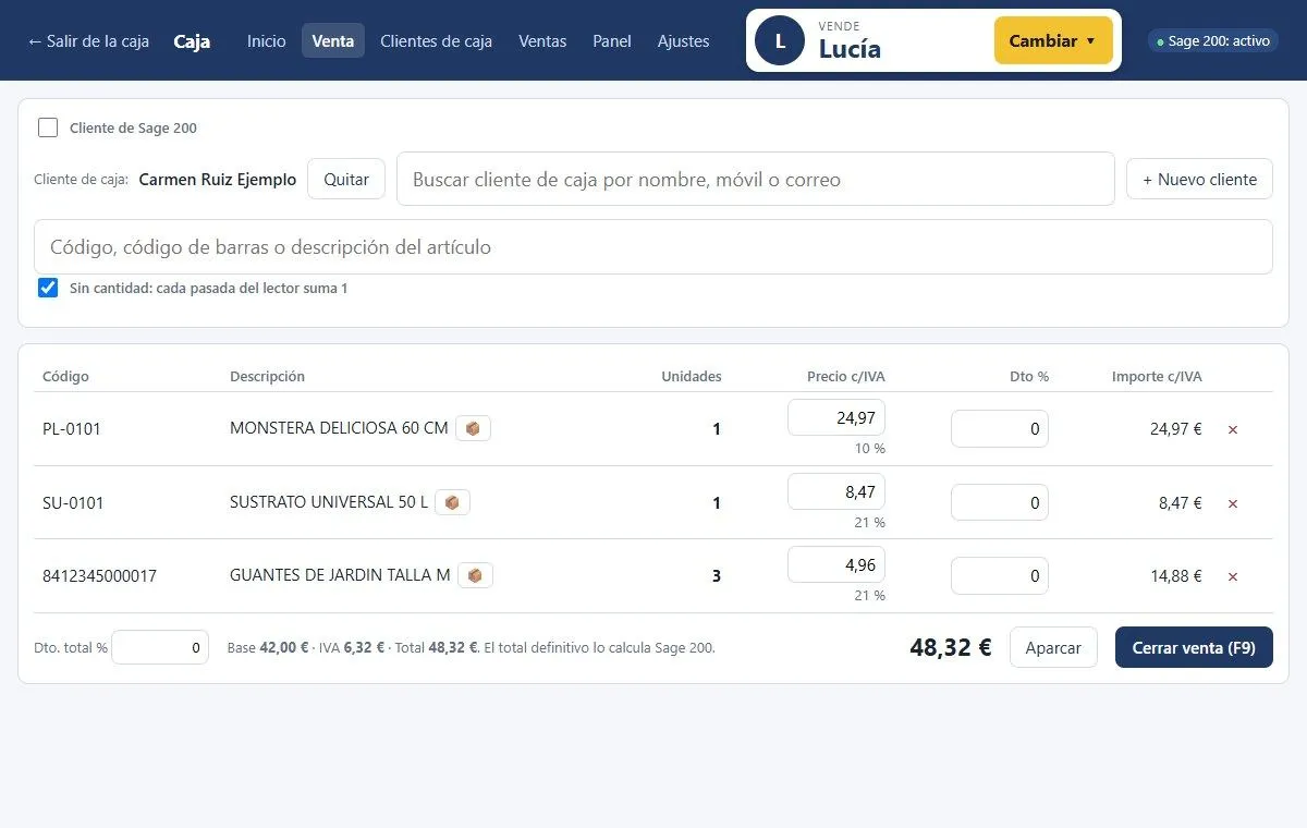 Venta con tres líneas pasadas con el lector y el total